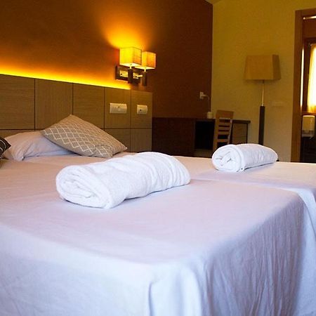Hotel Valle De Turtzioz Esterno foto